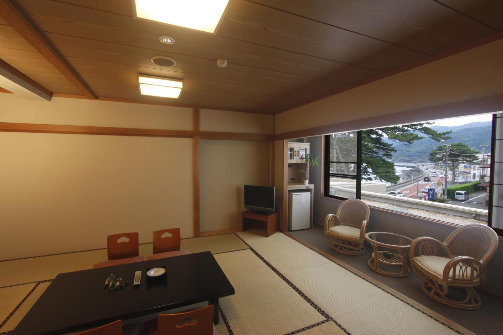New Tomiyoshi Hotel Atami  Luaran gambar